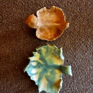 Vintage leaf ceramic pottery trinket dish